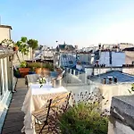 Penthouse With Terrasse And View On Eiffel Tower דירה פריז