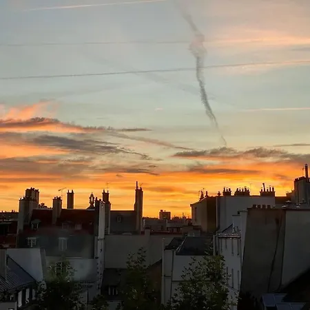 Penthouse With Terrasse And View On Eiffel Tower * פריז