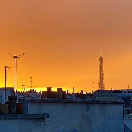 Penthouse With Terrasse And View On Eiffel Tower *