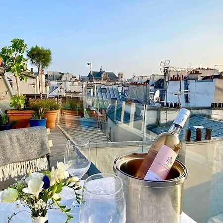 Penthouse With Terrasse And View On Eiffel Tower باريس