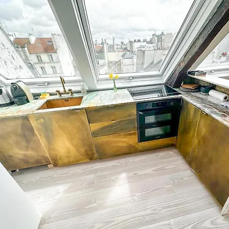 Penthouse With Terrasse And View On Eiffel Tower *