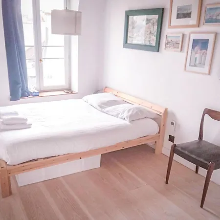 Penthouse With Terrasse And View On Eiffel Tower Apartmán *