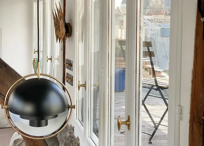 Penthouse With Terrasse And View On Eiffel Tower Apartman *